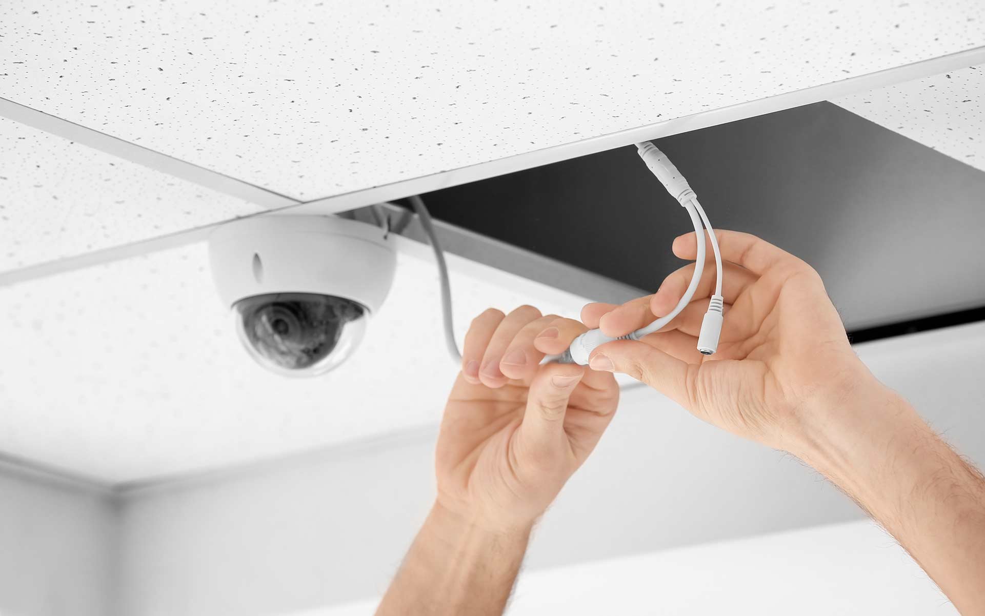A2B Electrical's electricians can wire up CCTV cameras for properties in South Hornchurch and the local area. 